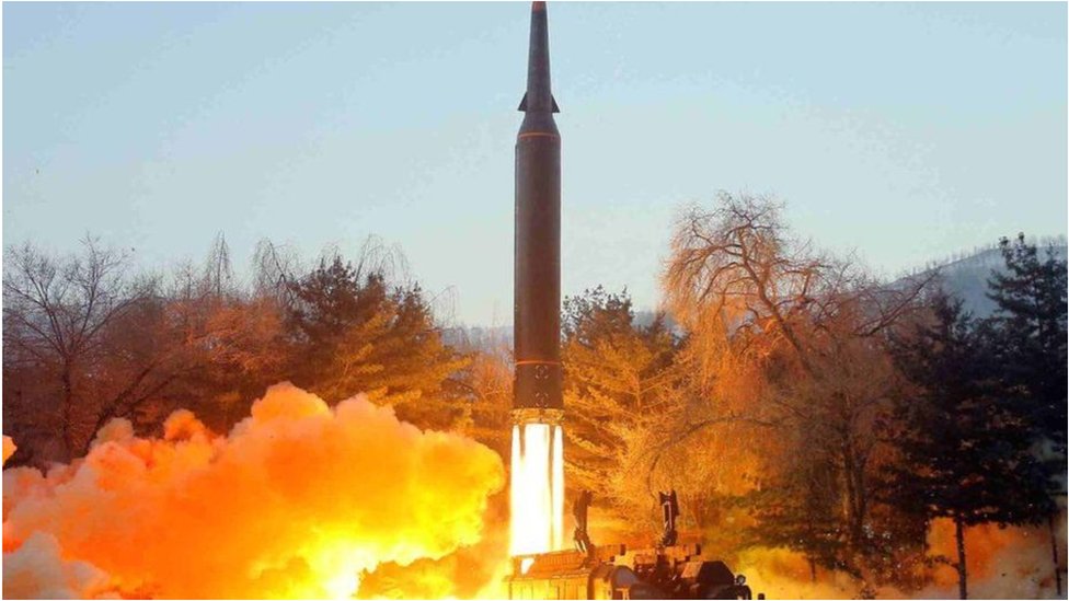 過去朝鮮往往在國內發生政治上的重大事件時才進行導彈發射，或者作為針對美韓聯合軍事演習的不滿宣示。