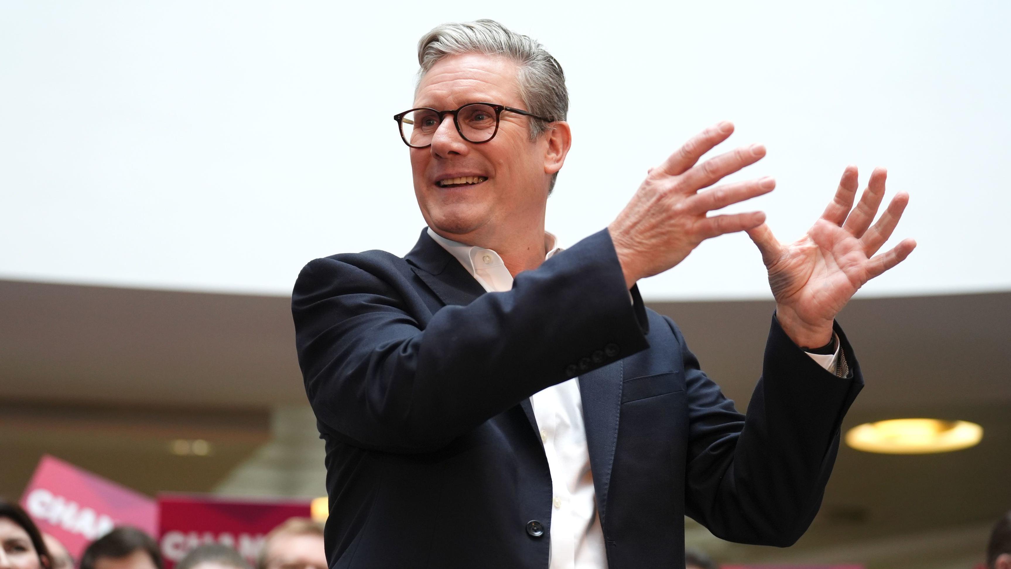 Unpacking the SNP's Surprise: How Labour's Surge Shifted the Political Landscape - Reactions and Responses from the SNP and Labour