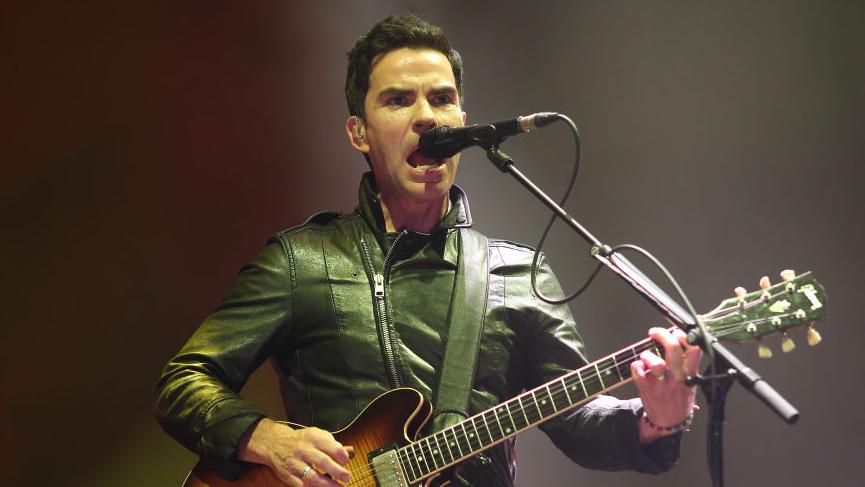 アーティスト名　Kelly Jones Kelly Jones - Inevitable Incredible (Official Video) - YouTube