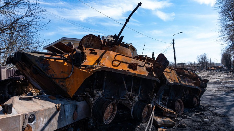 tanque ruso destruido en ucrania