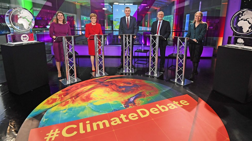 Пятеро партийных лидеров приняли участие в дебатах по климату на канале 4 в Лондоне в конце ноября