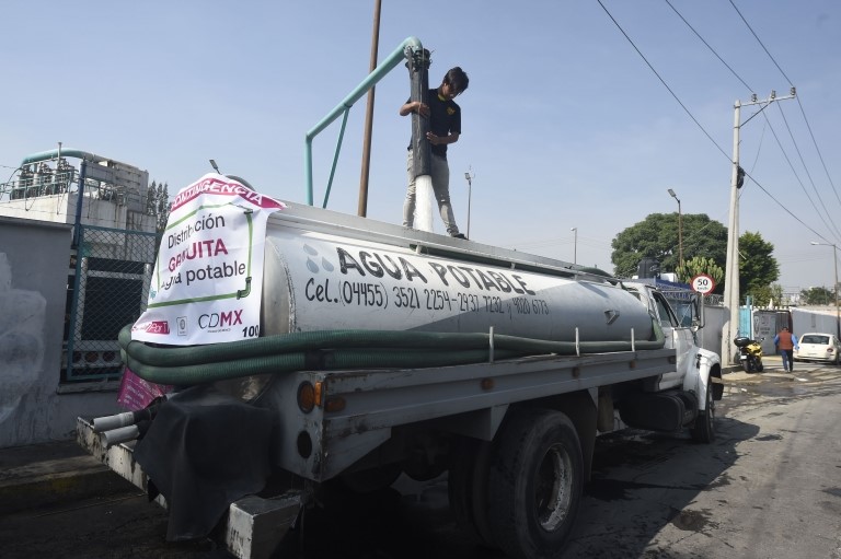 Un camión cisterna en Ciudad de México