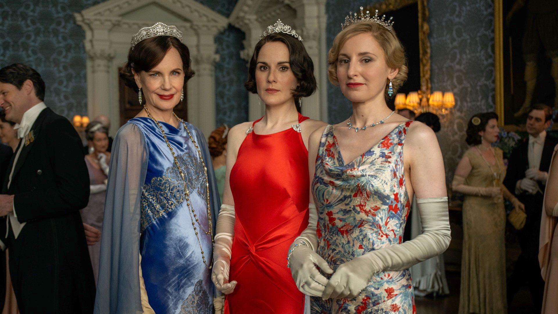 Basildon Park hosts Downton Abbey film costsumes
