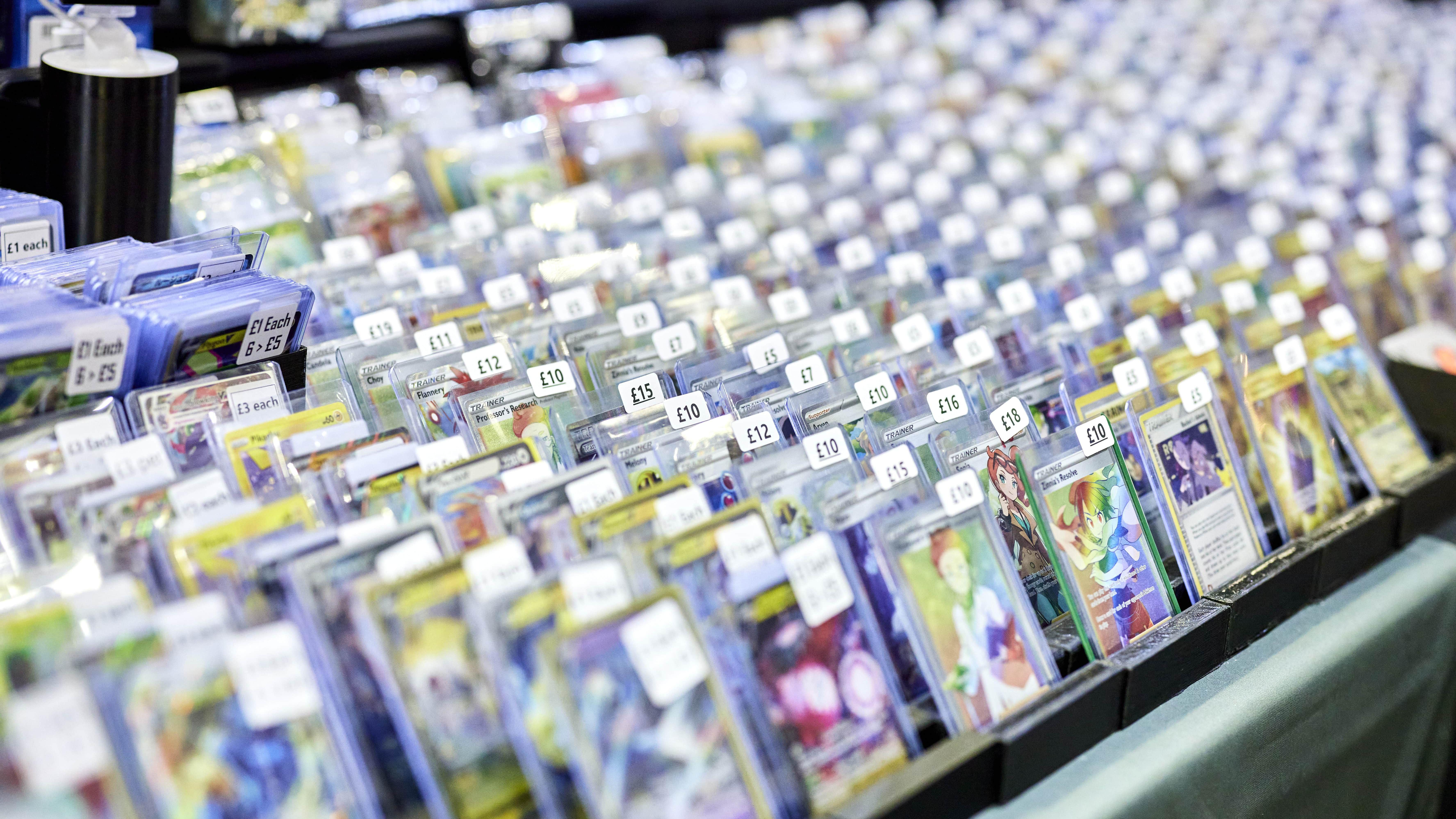 London Card Show: More than 6,000 people expected at Surrey card show London Card Show: More than 6,000 people expected at Surrey card show