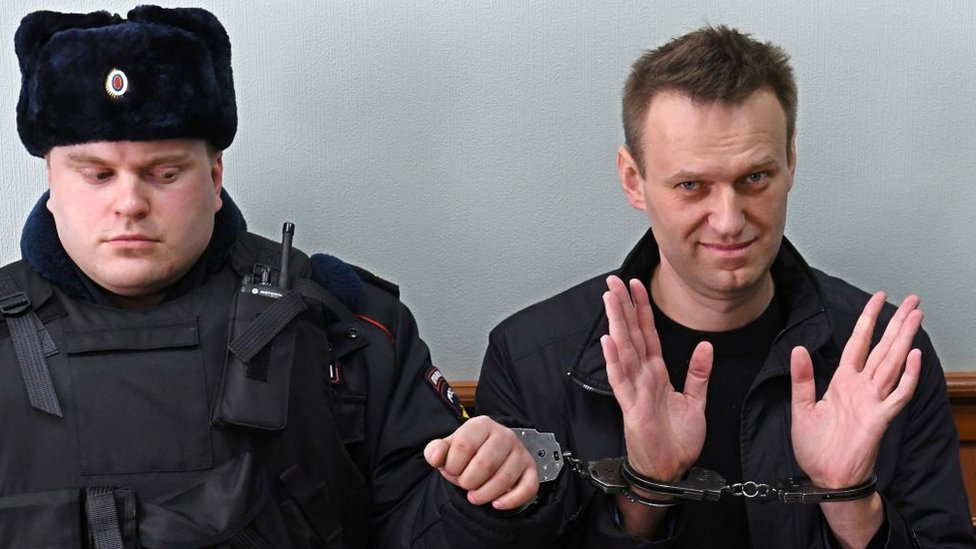 Navalny en un tribunal de Moscú en marzo de 2017, luego de su arresto en una marcha anticorrupción.