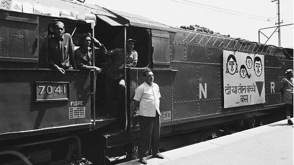 Tren en India en 1952.