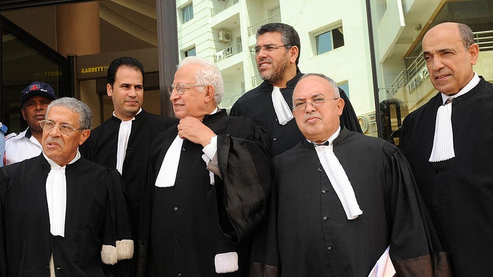 محامون مغاربة أمام محكمة بالرباط