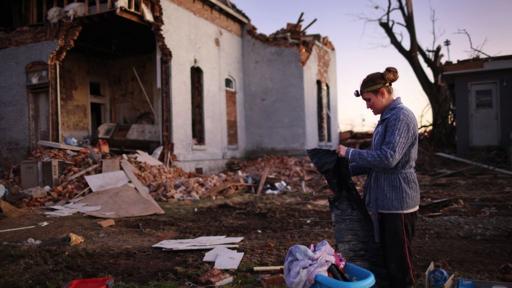 Kentucky tornadoes: Death toll likely to pass 100, governor says