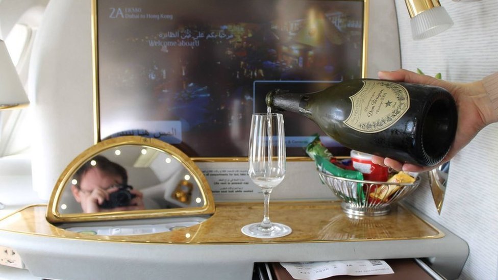 En varias ocasiones, Campbell voló en primera clase utilizando los puntos que obtuvo gratis. (Foto: Avery Campbell) Avery Campbell volando en primera clase (Foto: Avery Campbell)