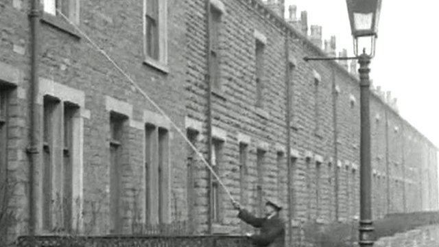 The knocker upper at work - BBC News