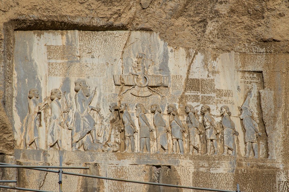 Ахеменидская надпись в Бехистуне, Иран