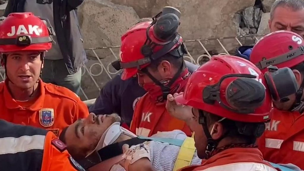 Turkey earthquake: Man rescued after six days under rubble