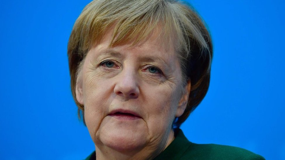 Канцлер Германии Ангела Меркель дает пресс-конференцию 27 ноября