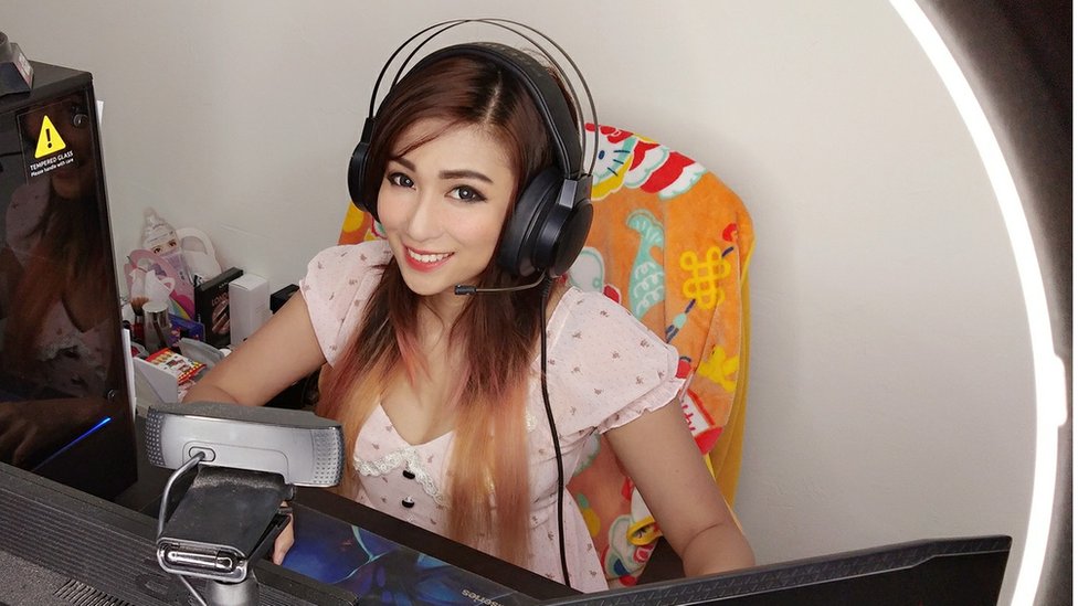 Best female pro gamers