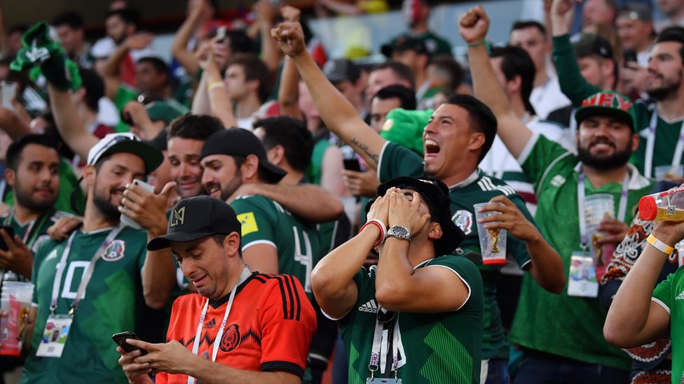 Aficionados mexicanos en Ekaterimburgo
