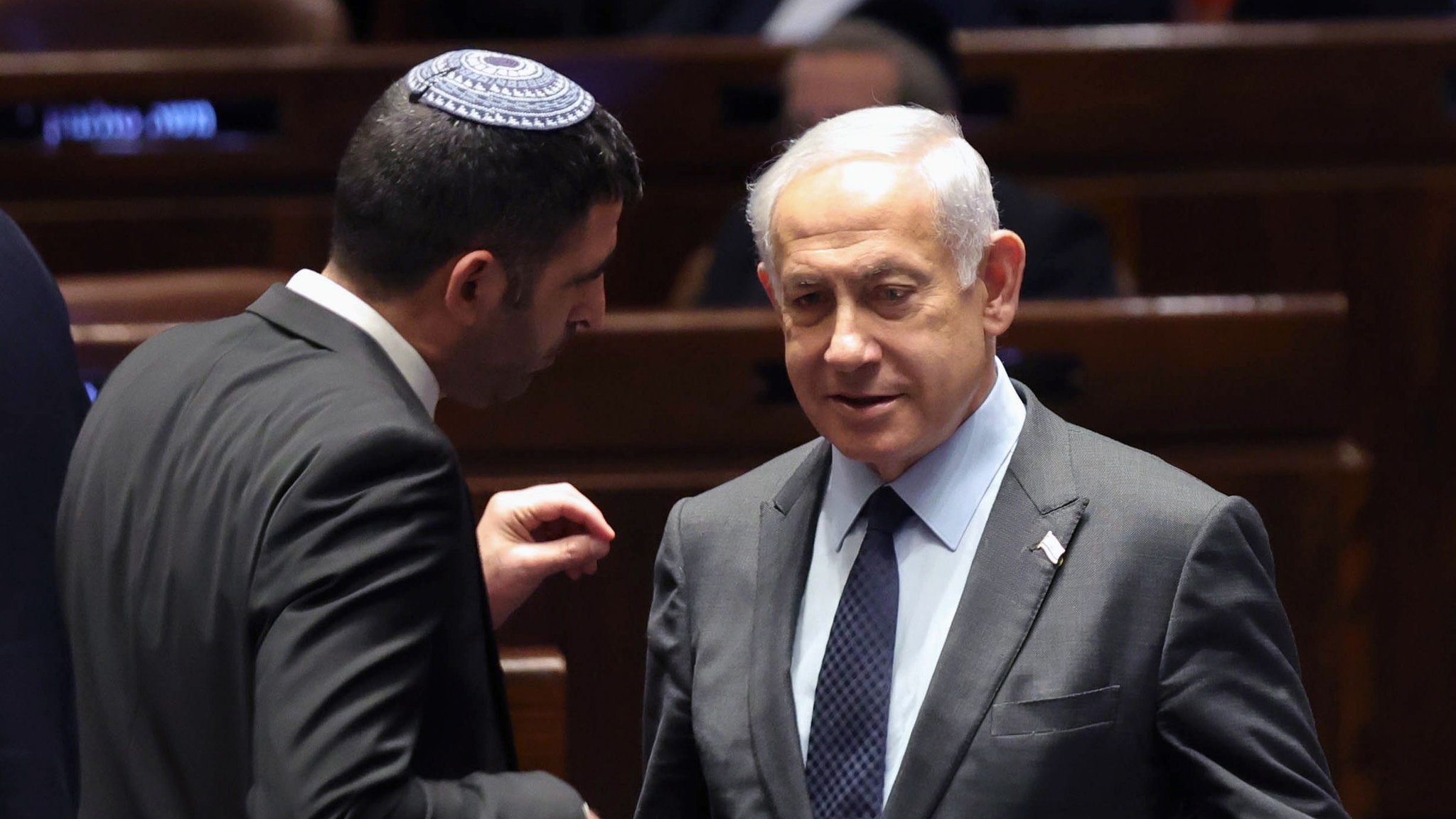 Нетаньяху отложил судебную реформу на фоне протестов и всеобщей забастовки