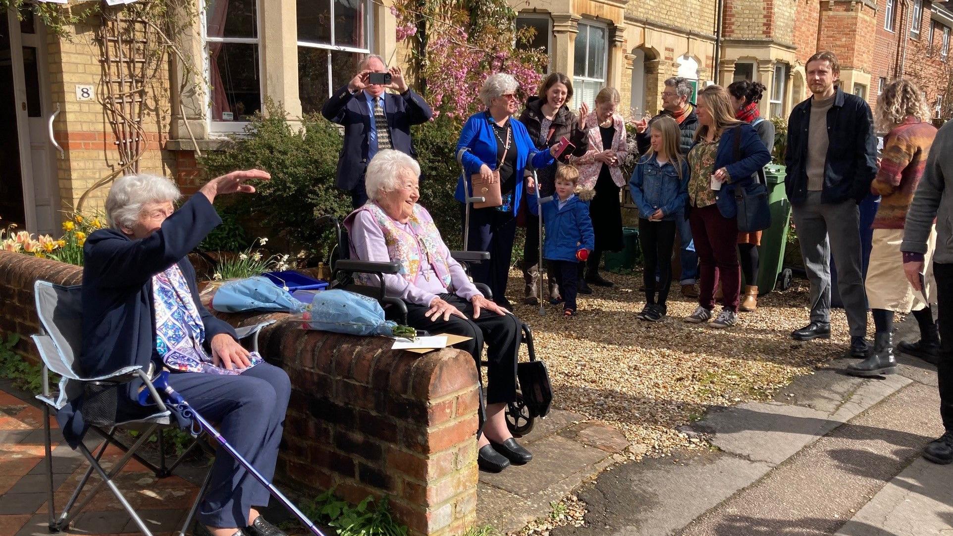 Oxford neighbours celebrate 100th birthdays