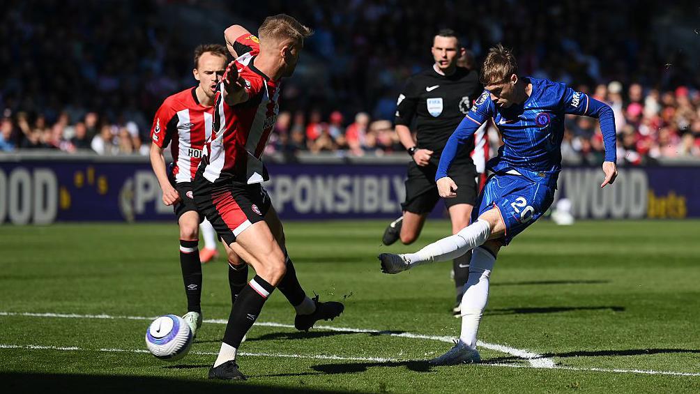 Brentford 0-0 Chelsea: Rotated Blues held to goalless draw in Premier  League - BBC Sport
