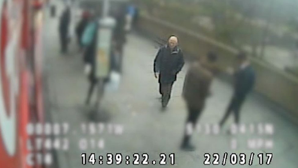 Видеонаблюдение Лесли Роудс на Вестминстерском мосту 22 марта 2017 г.