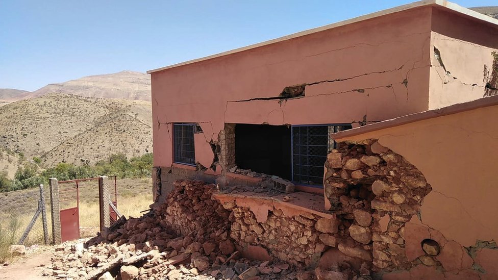 Oštećena zgrada škole