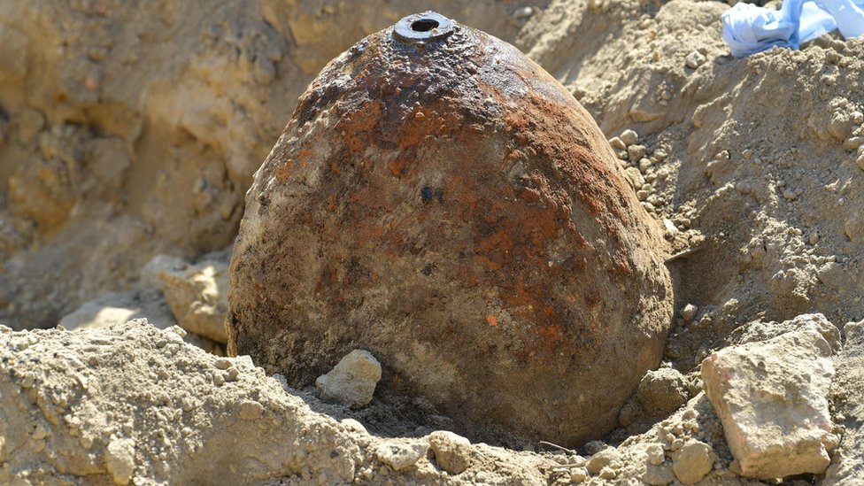 Bomba iz Drugog svetskog rata u Ludvigshafenu pre uklanjanja, 26 avgust 2018.