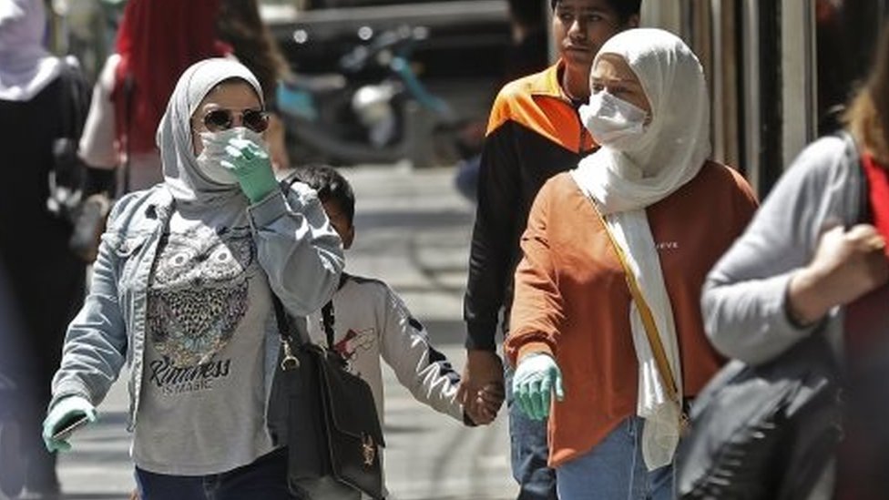 Покупатели в масках в Бейруте (05.07.20)