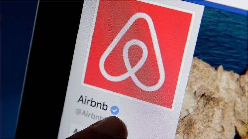 Airbnb, 20 bin Afgan sığınmacıya fiyatsız konaklama hizmeti verecek