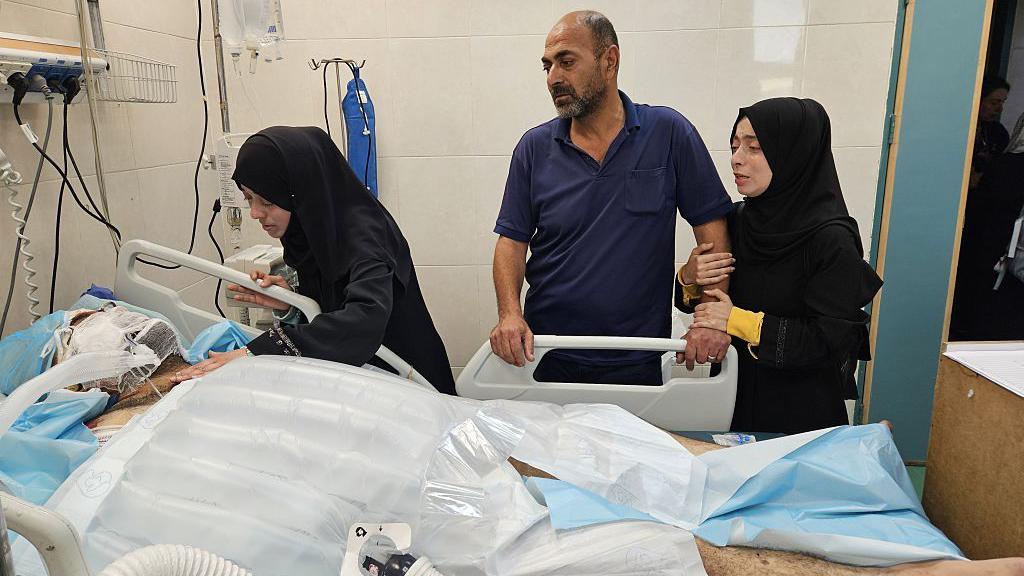 Father of nine children killed by Israeli strike in Gaza still in critical condition