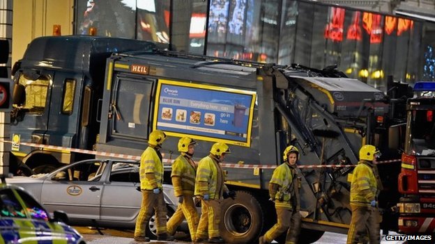 Авария грузовика с мусором, Глазго