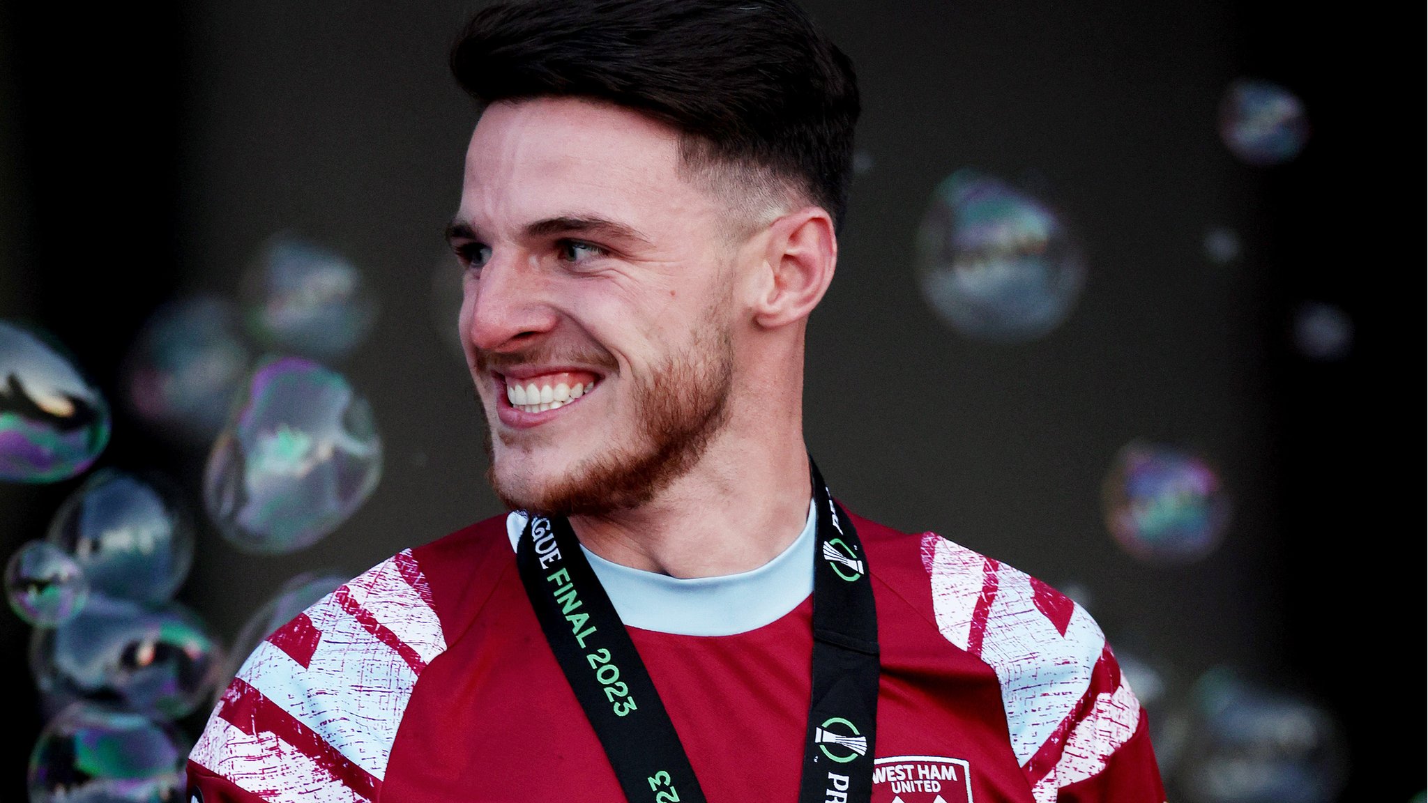 Declan Rice: Arsenal make third bid worth £105m for West Ham midfielder