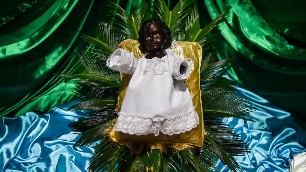 Muñeco del Niño Dios negro en las celebraciones de Quinamayó