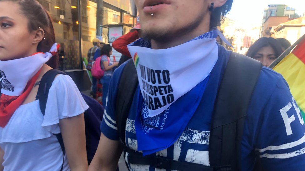 Con el mensaje de "mi voto se respeta", muchos partidarios de la oposición participaron en las protestas.