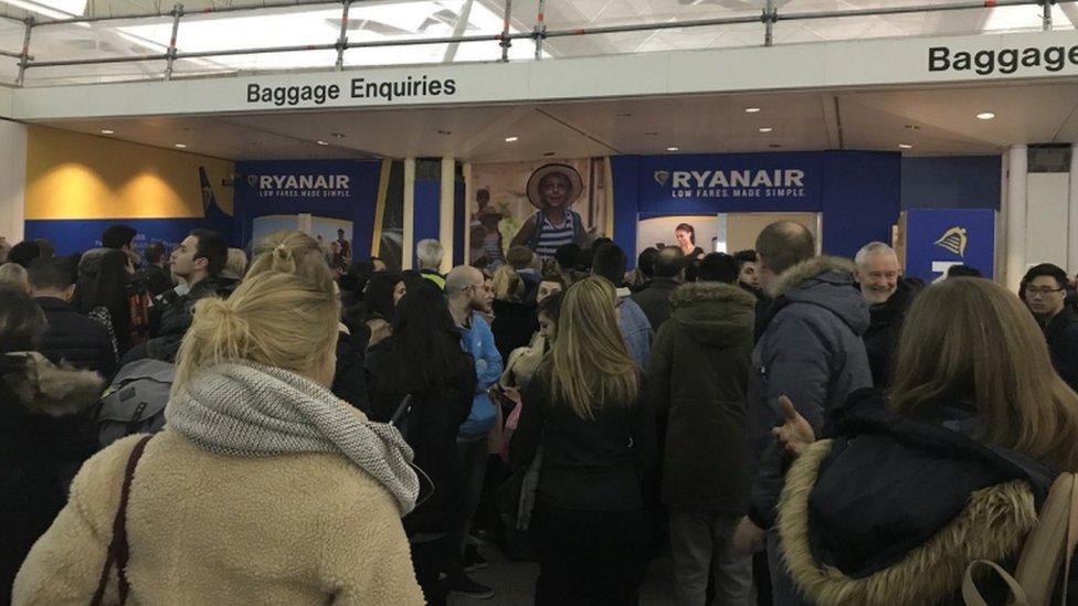 stansted lost luggage ryanair