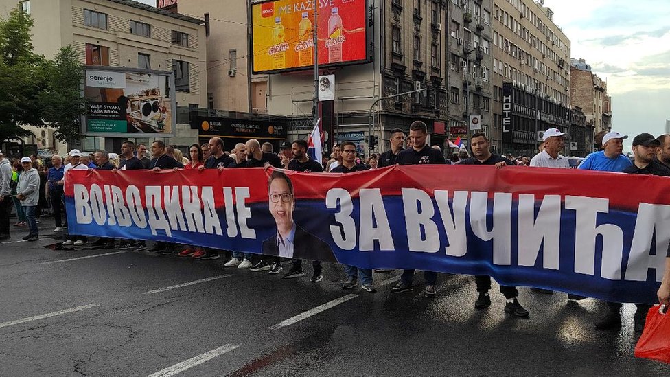 vučić, miting SNS