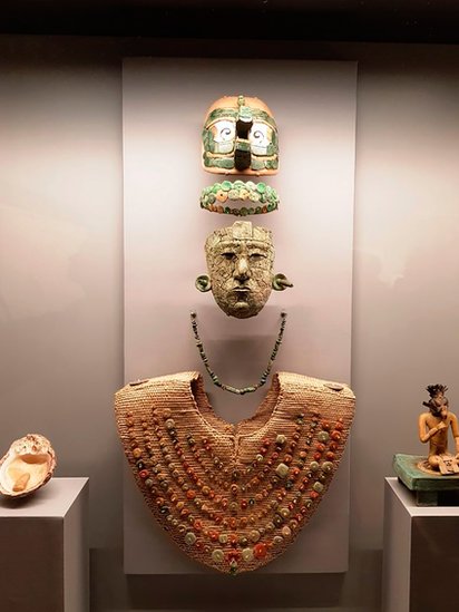 Ajuar funerario de la Reina Roja