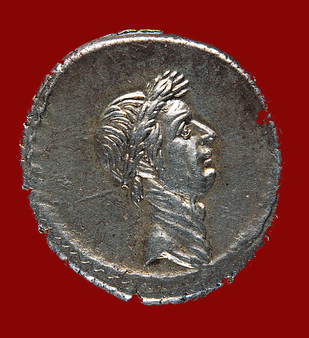Moneda con cara de Julio César