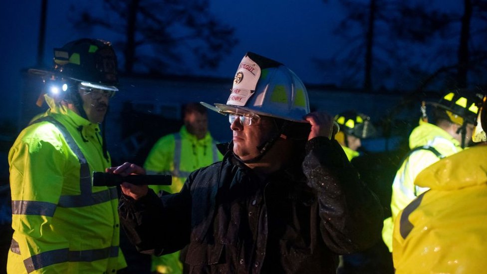 Equipos de emergencia de Luisiana