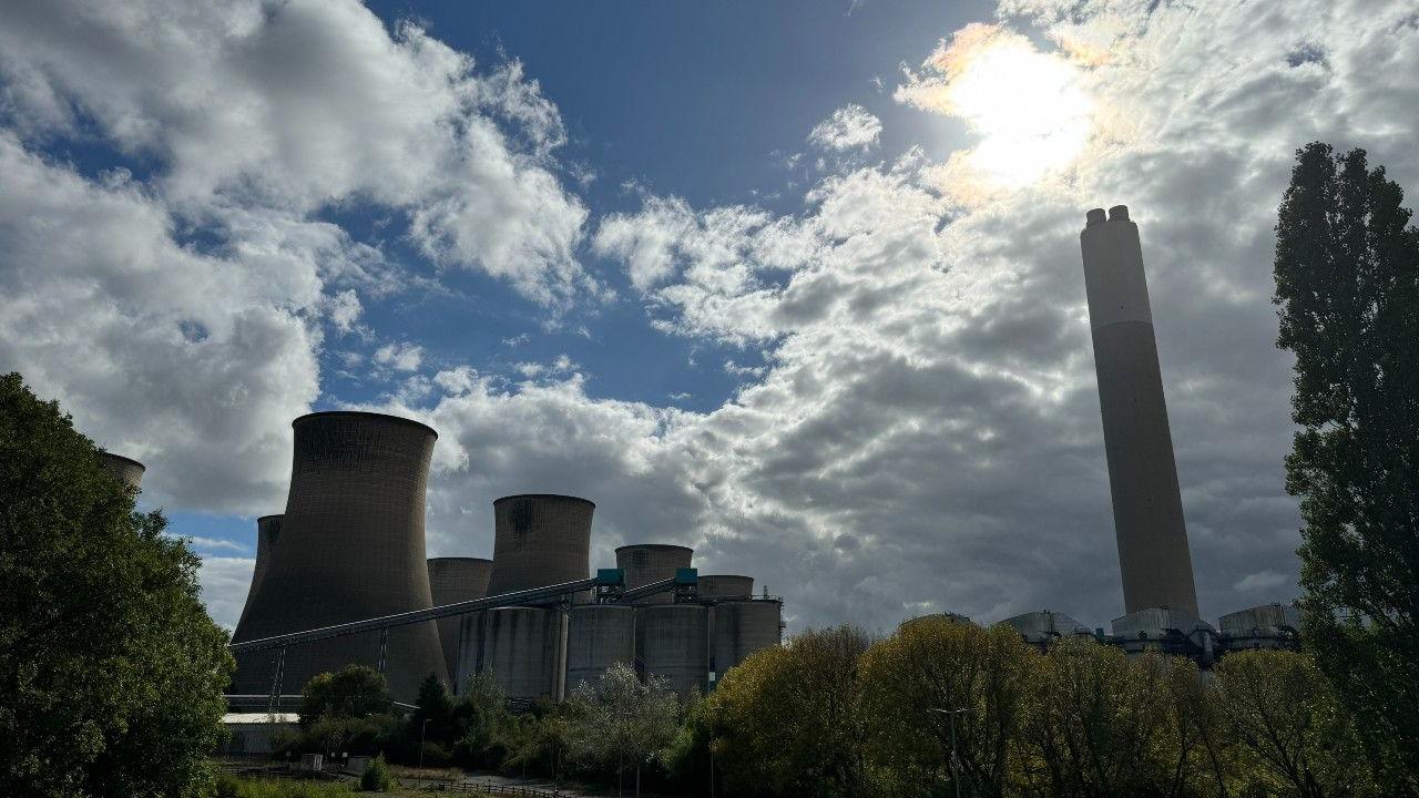 Cottam power station site sees new demolition