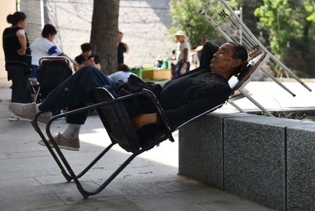 Japonya'da uyku molası teşvik ediliyor