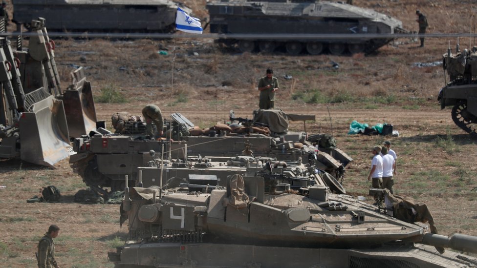大量以色列坦克集結在加沙邊界