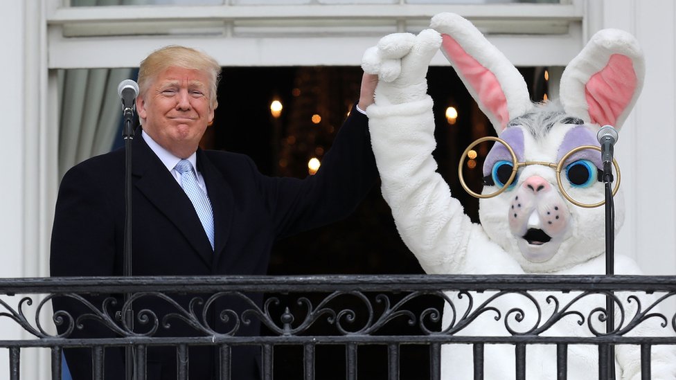 Дональд Трамп и пасхальный кролик
