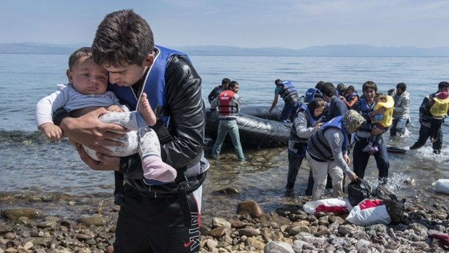 Migrants Lesbos Overwhelmed By Sheer Volume Fleeing War Bbc News