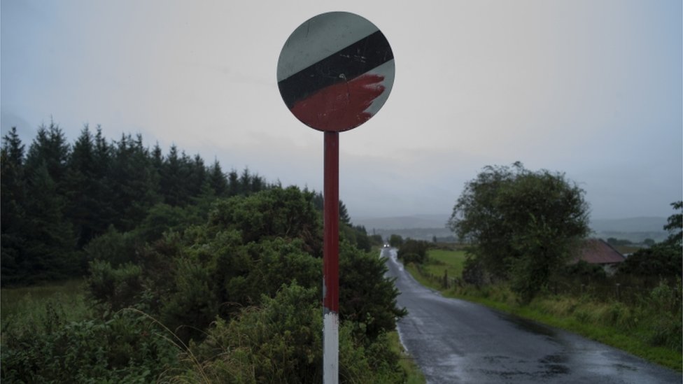 Пограничный пункт между Республикой Ирландия и Северной Ирландией