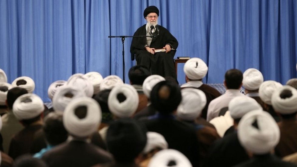 Аятолла Хаменеи на встрече в Тегеране - 23 февраля