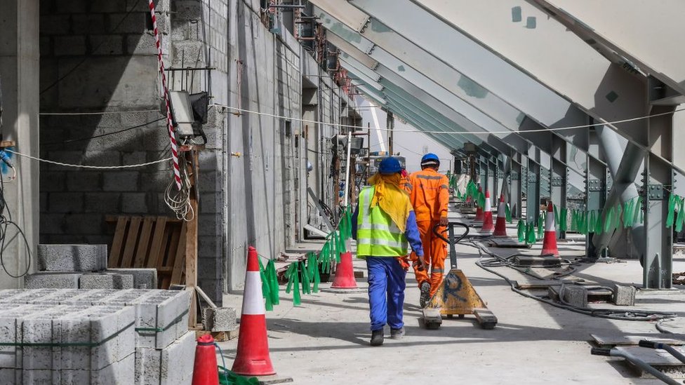 Katar inşaat işçileri