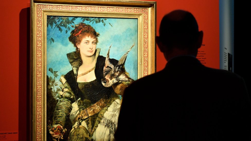 In pictures: Collector's Nazi-era art on display