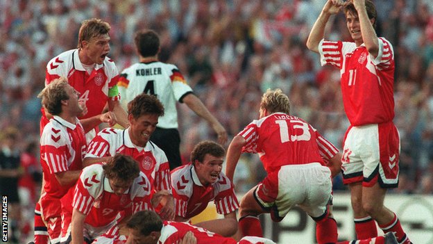 Denmark players celebrate winning Euro 1992