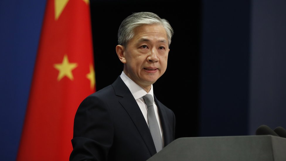 Официальный представитель министерства иностранных дел Китая Ван Вэньбинь на пресс-конференции 23 июля