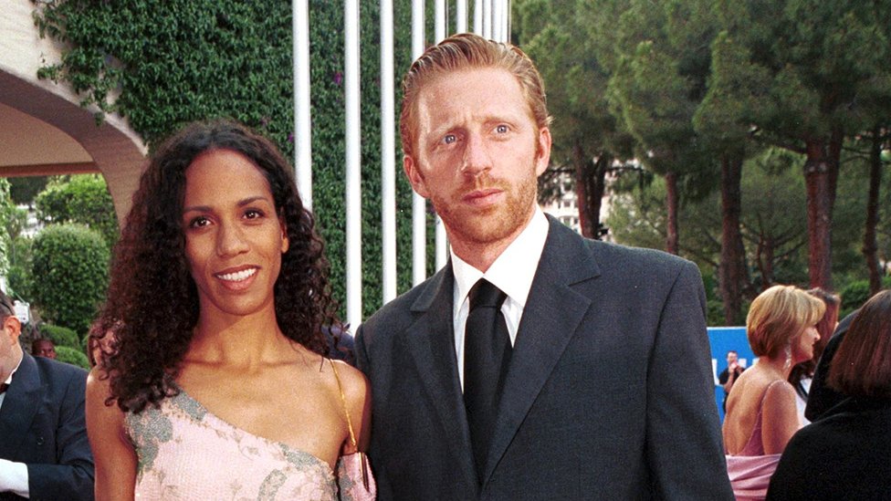Boris Becker con su entonces esposa Bárbara en Mónaco, en el año 2000