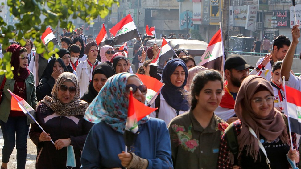 الاحتجاجات مازالت متواصلة في بغداد ومدن الجنوب